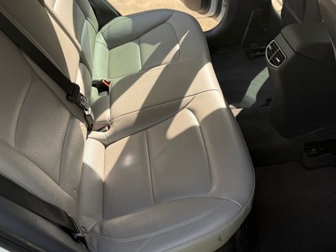 Used 2019 Hyundai Ioniq Limited w/ Ultimate Package 02 FWD image 26