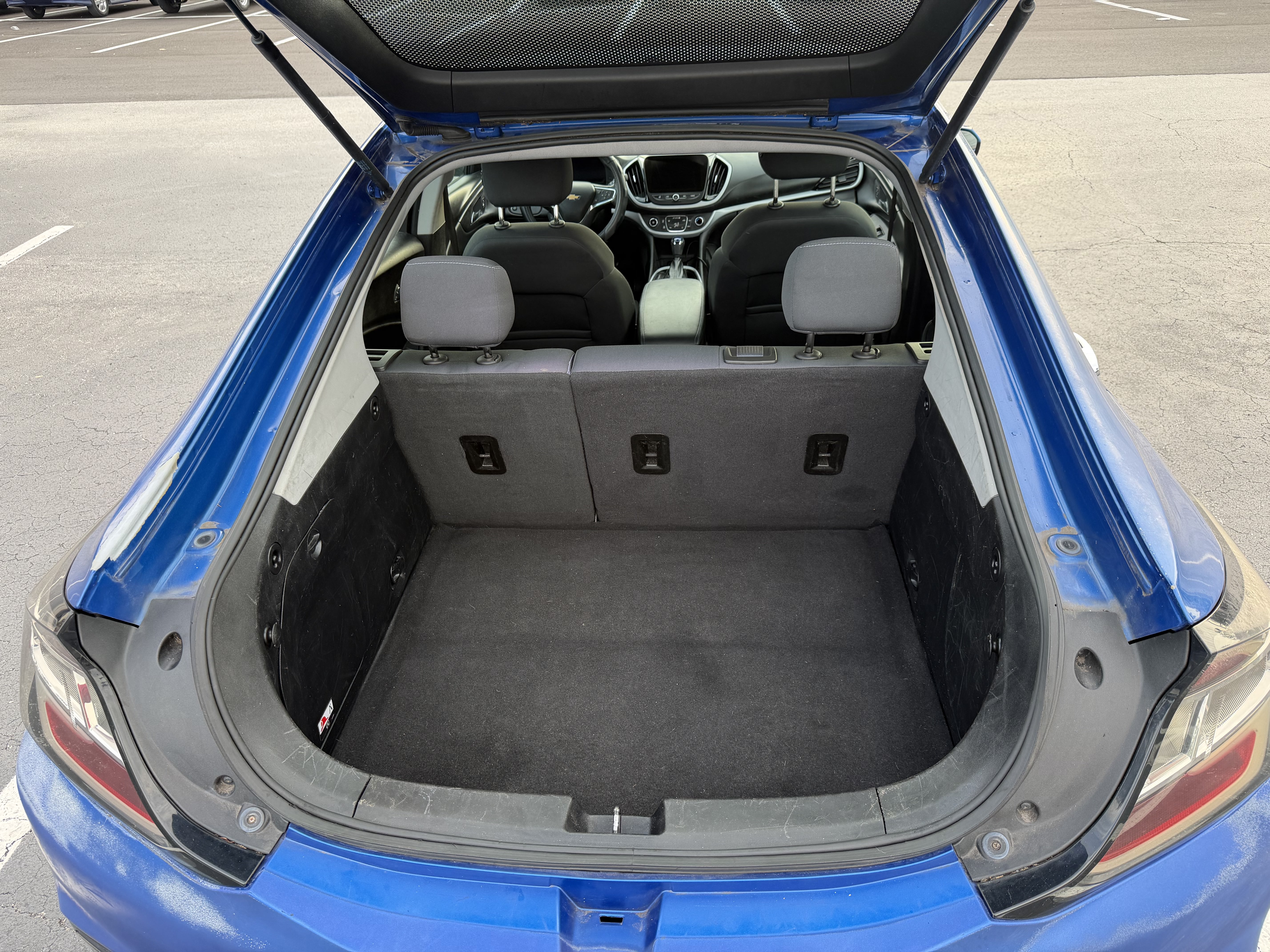 Used 2016 Chevrolet Volt LT FWD image 10