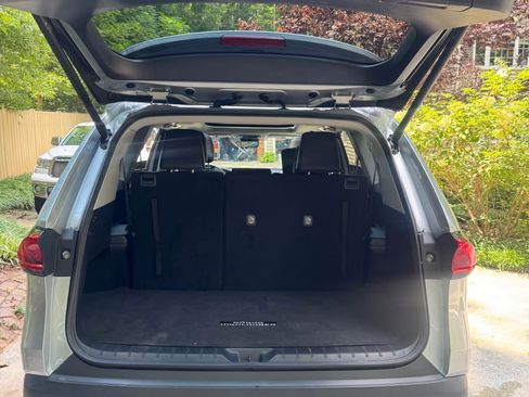 Used 2024 Toyota Grand Highlander AWD image 11