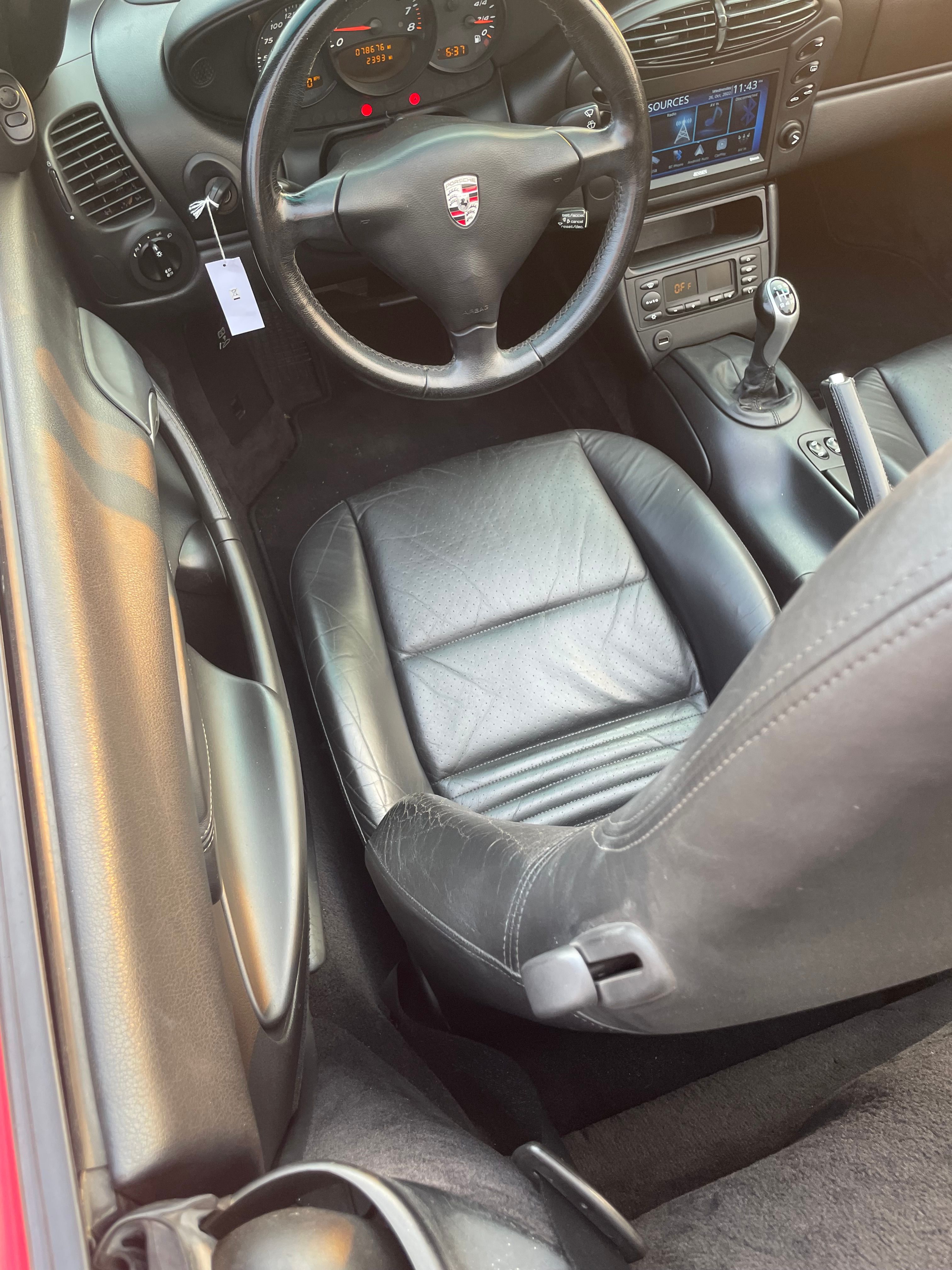 Used 2002 Porsche Boxster RWD image 18