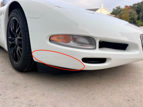 Used 1998 Chevrolet Corvette Coupe w/ Roof Pkg image 12