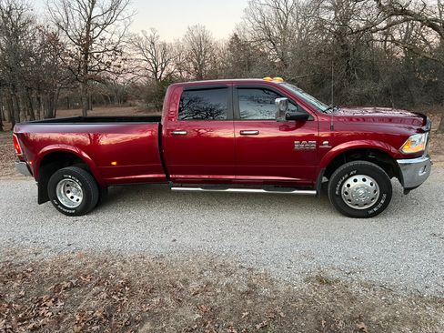 Used 2015 RAM 3500 Laramie image 4