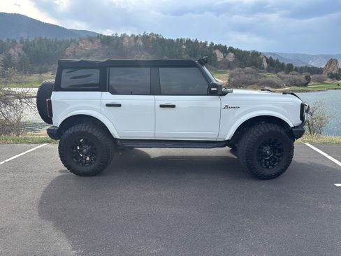 Used 2021 Ford Bronco Badlands AWD/4WD image 2