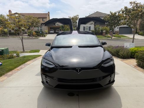 Used 2021 Tesla Model X Performance AWD/4WD image 9