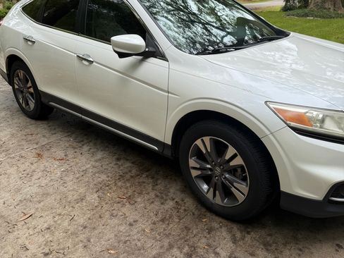 Used 2015 Honda Crosstour EX-L image 4