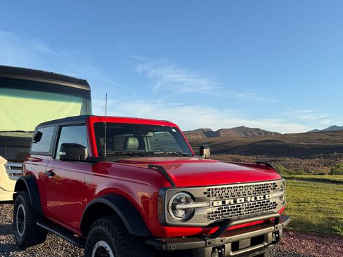 Used 2023 Ford Bronco Badlands AWD/4WD image 4