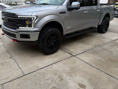 Used 2020 Ford F150 XLT w/ Equipment Group 302A Luxury AWD/4WD image 19