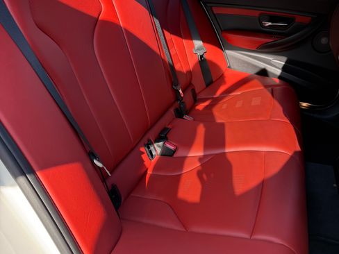 Used 2016 BMW M3 RWD image 12