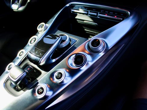 Used 2016 Mercedes-Benz AMG GT S image 10