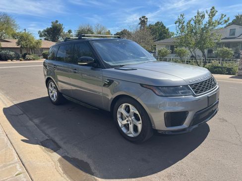 Used 2020 Land Rover Range Rover Sport HSE image 8