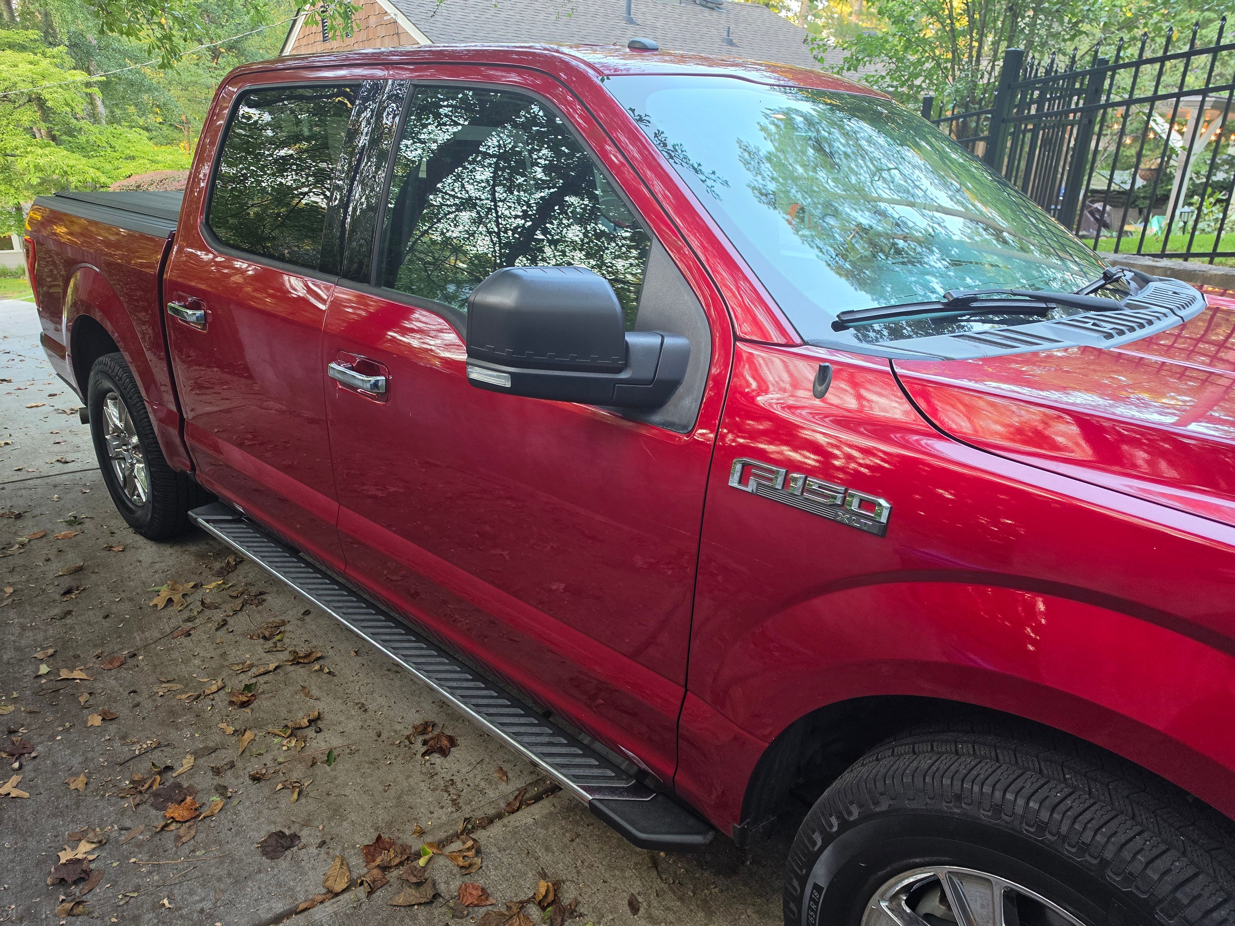 Used 2017 Ford F150 XLT w/ Equipment Group 302A Luxury RWD image 5