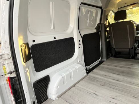 Used 2014 Nissan NV200 S w/ Cruise Control Package image 13