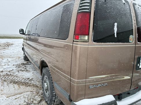 Used 1999 GMC Savana 3500 Extended Passenger w/ Marketing Option Pkg 4 image 2