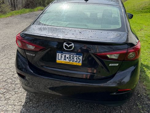 Used 2018 MAZDA MAZDA3 Grand Touring image 5