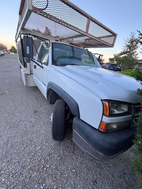 Used 2005 Chevrolet Silverado 3500 2WD Regular Cab image 6