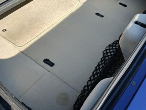 Used 2004 Chevrolet Corvette Convertible w/ Preferred Equipment Group image 11