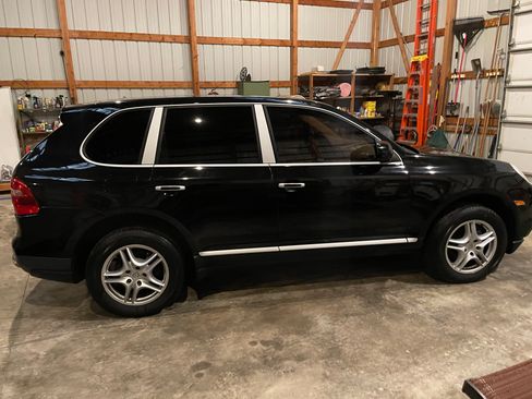 Used 2009 Porsche Cayenne image 10