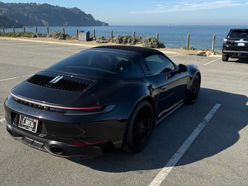 Used 2023 Porsche 911 Targa 4 GTS image 21
