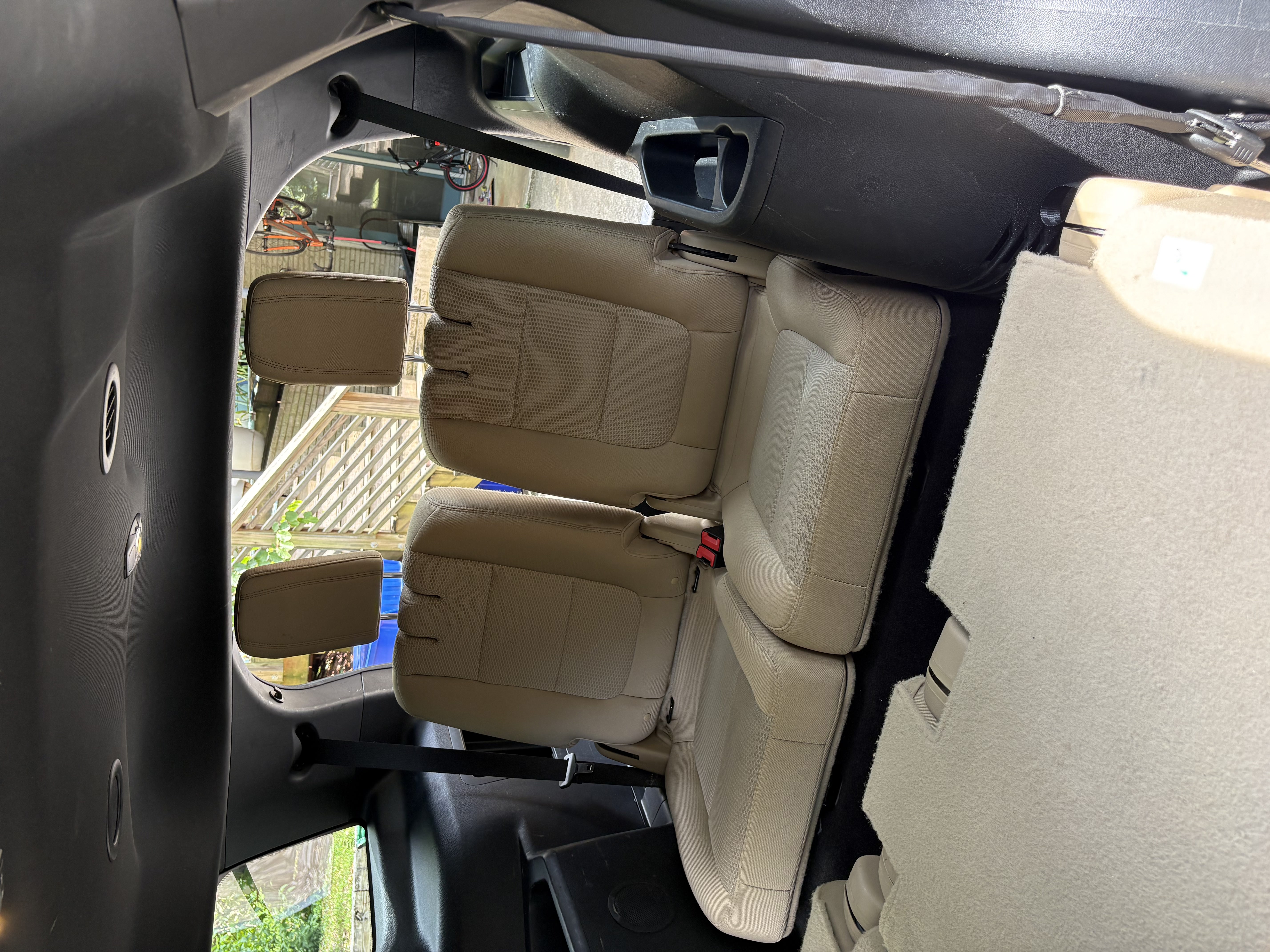Used 2016 Ford Explorer XLT w/ Equipment Group 201A FWD image 24