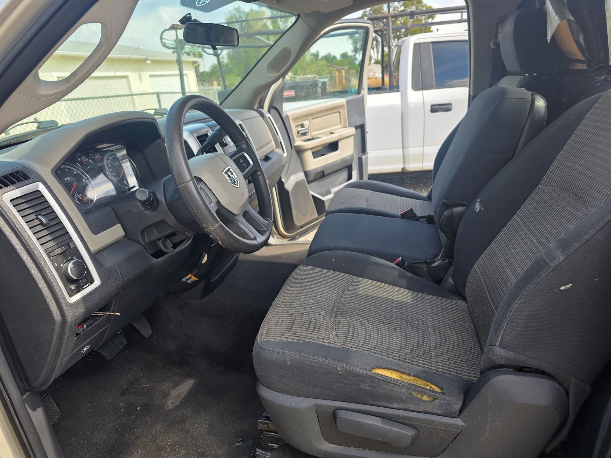 Used 2010 Dodge Ram 2500 Truck SLT RWD image 6
