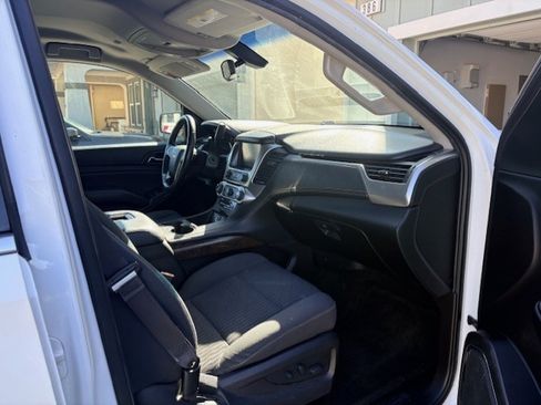 Used 2016 Chevrolet Tahoe LS image 10