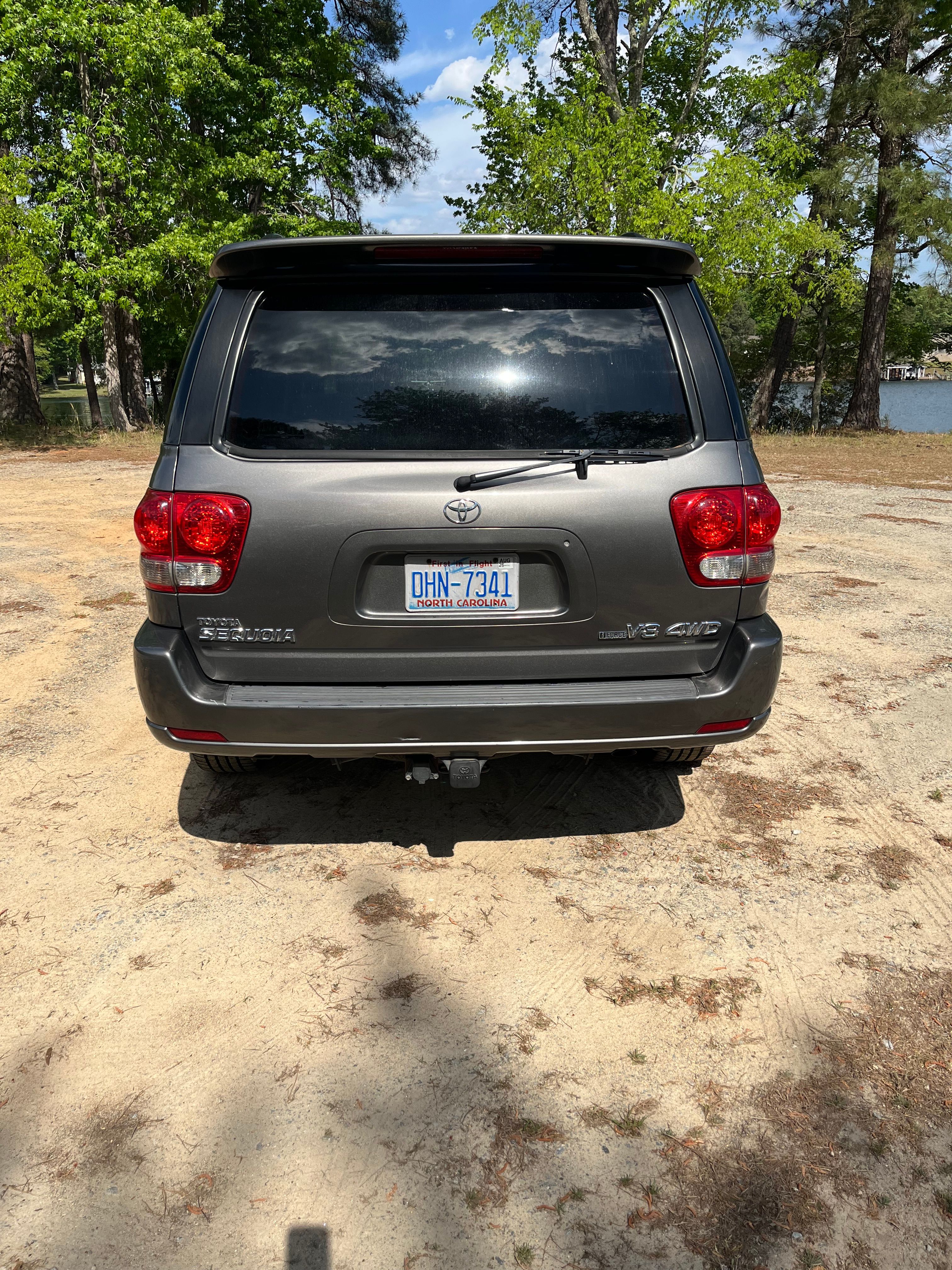 Used 2006 Toyota Sequoia Limited AWD/4WD image 5