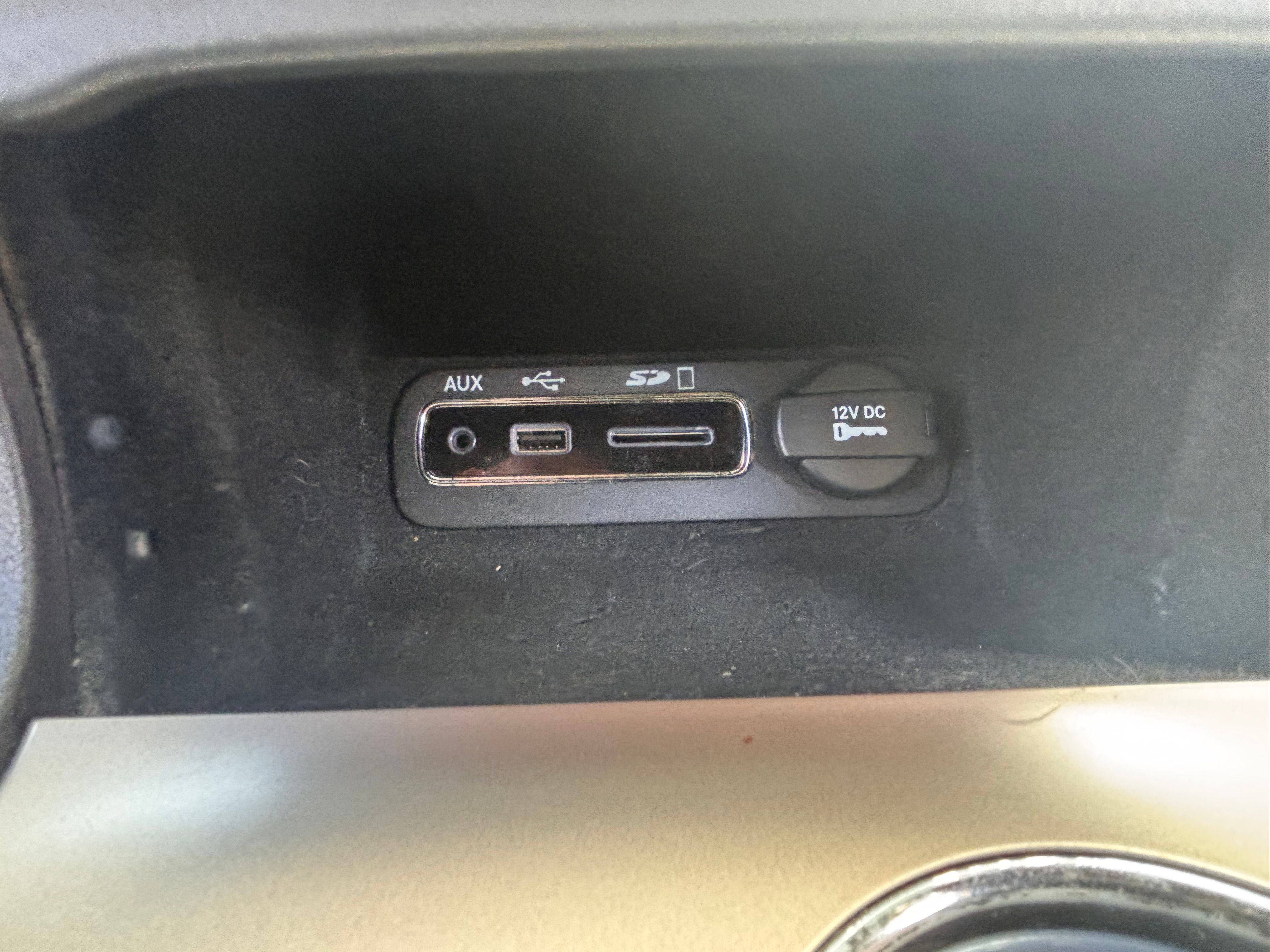 Used 2014 Jeep Grand Cherokee Summit AWD/4WD image 15