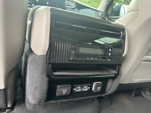 Used 2022 Jeep Wagoneer Series I w/ Convenience Group I image 12