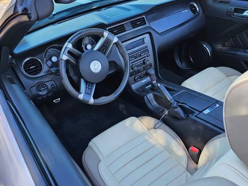 Used 2011 Ford Mustang GT Premium w/ Comfort Pkg image 9