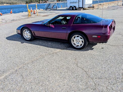 Used 1996 Chevrolet Corvette Coupe 2D image 6