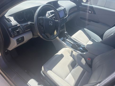 Used 2016 Honda Accord EX-L image 14