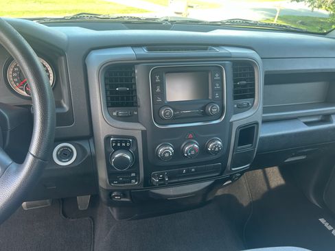 Used 2016 RAM 1500 Express w/ Power & Remote Entry Group AWD/4WD image 1