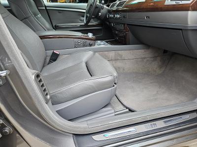 Used 2008 BMW 750Li RWD image 22