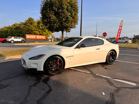 Used 2012 Maserati GranTurismo S RWD image 27