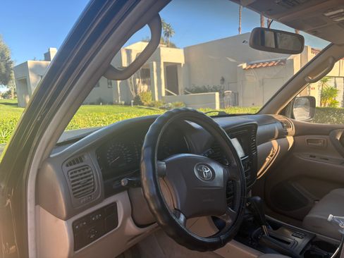 Used 2002 Toyota Land Cruiser image 5