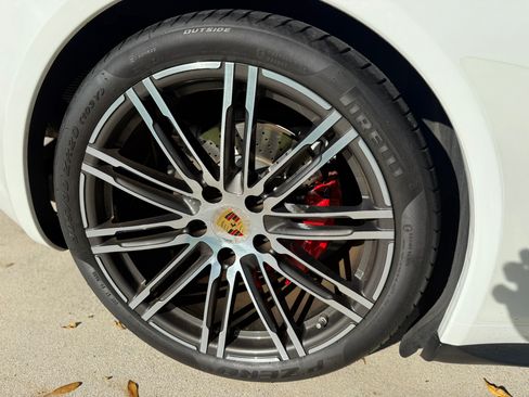 Used 2016 Porsche 911 Carrera 4S image 20