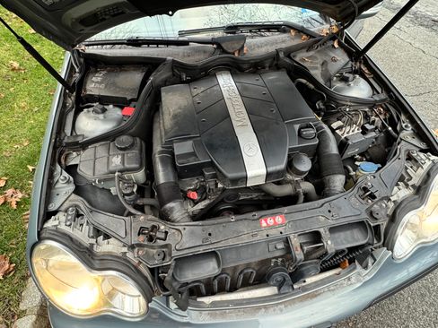 Used 2005 Mercedes-Benz C 320 4MATIC Sedan image 5