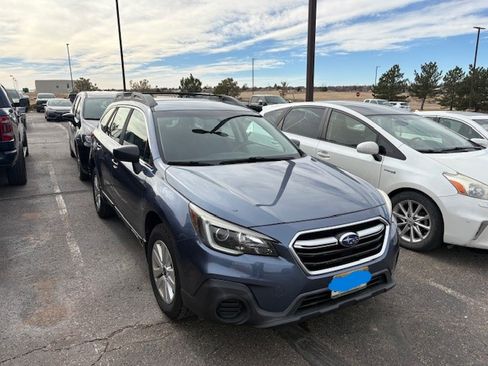 Used 2018 Subaru Outback 2.5i image 2