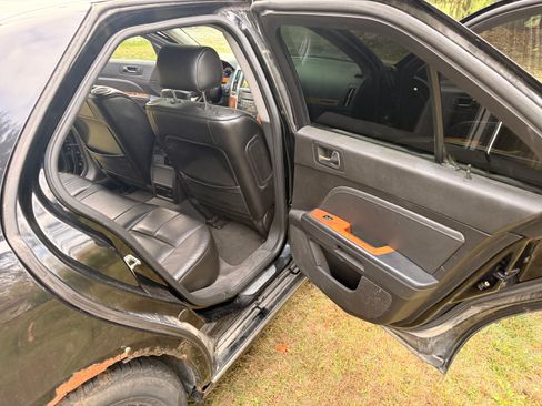 Used 2008 Cadillac STS w/ Preferred Equipment Group image 2