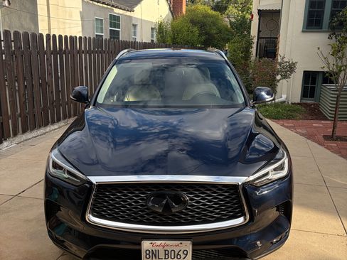 Used 2019 INFINITI QX50 Luxe w/ Cargo Package image 1