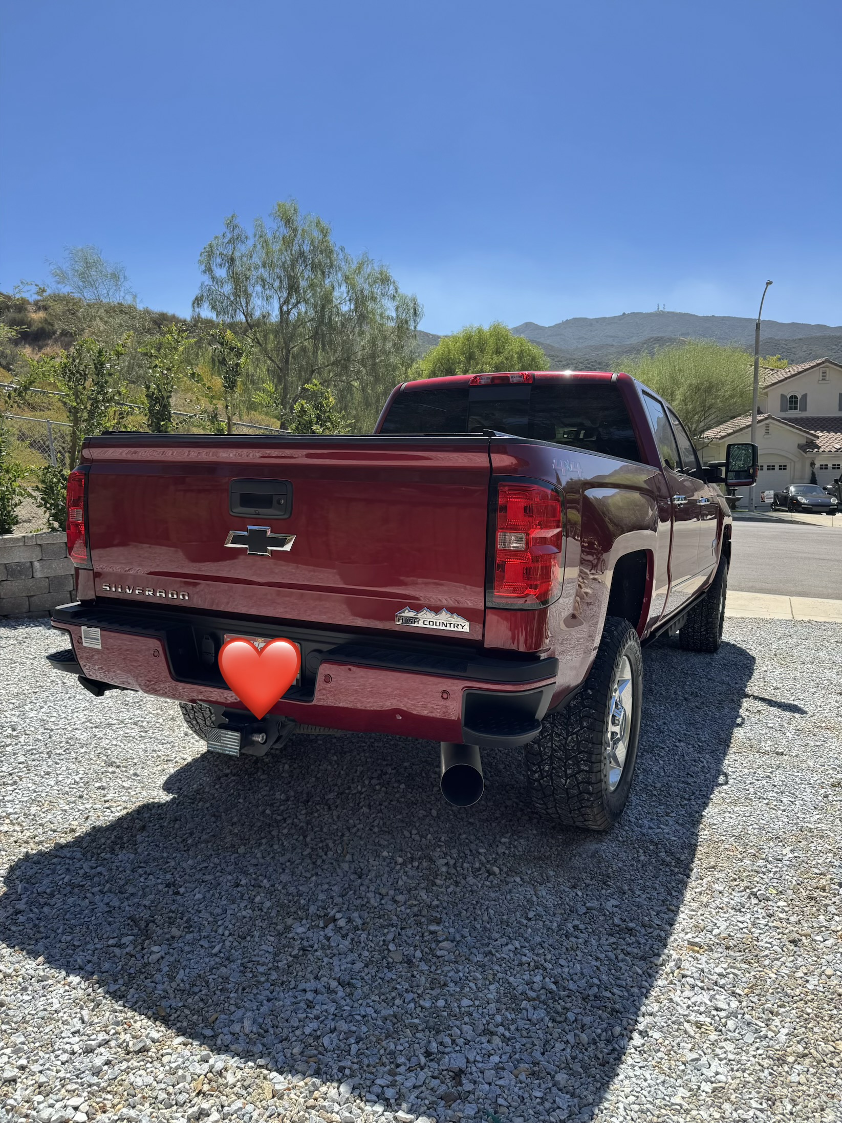 Used 2019 Chevrolet Silverado 2500 High Country w/ Duramax Plus Package AWD/4WD image 5