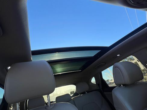 Used 2017 Hyundai Tucson Limited w/ Limited Ultimate Package 03 image 9