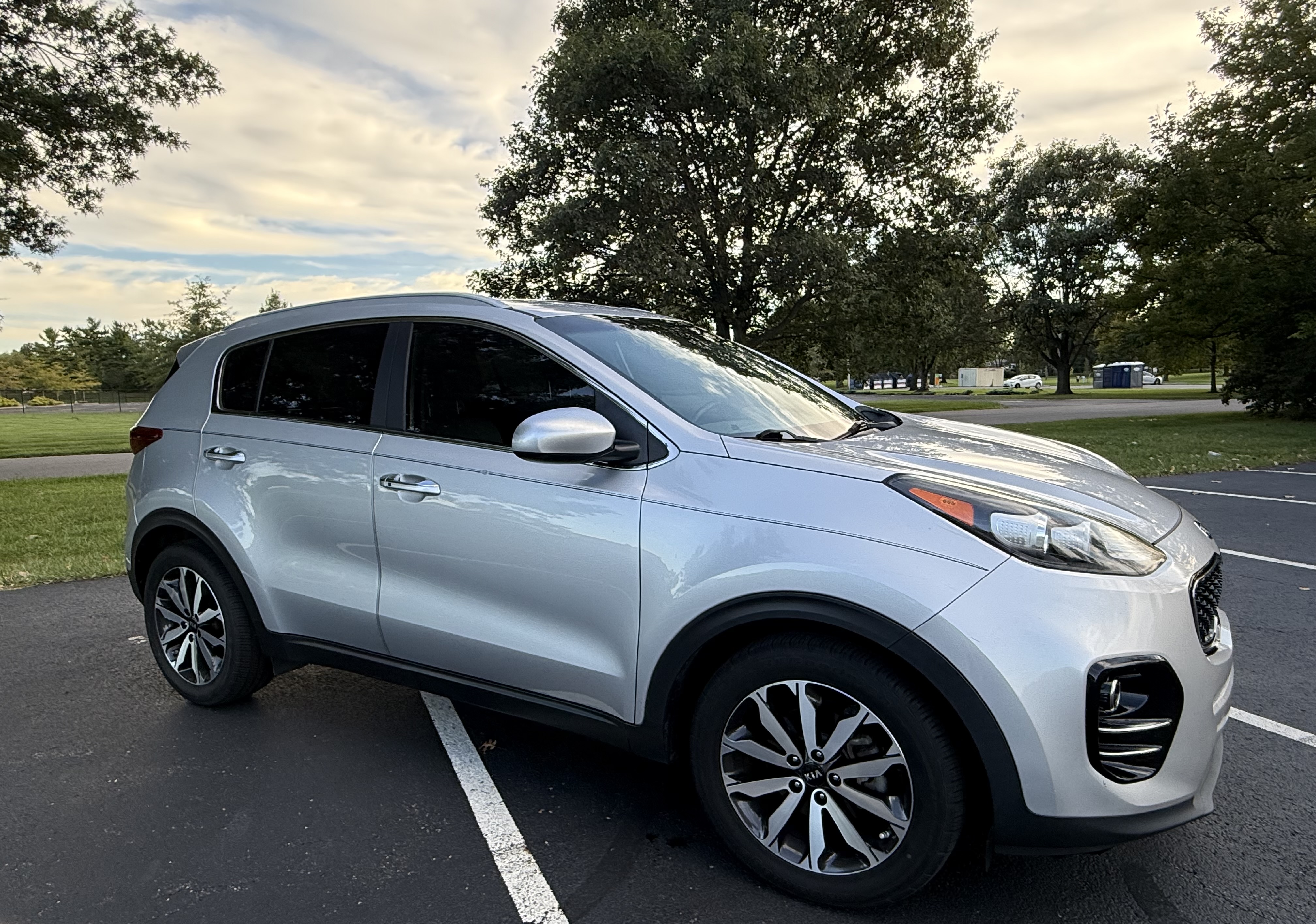 Used 2017 Kia Sportage EX FWD image 2