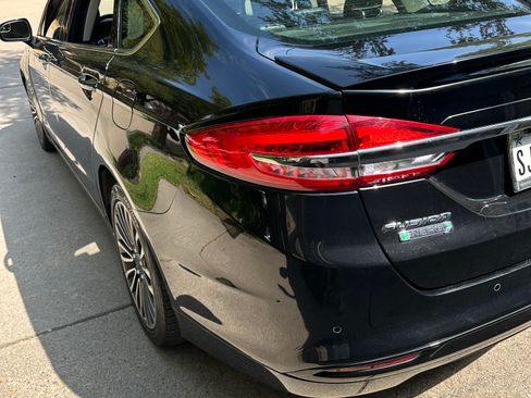 Used 2017 Ford Fusion Energi Titanium FWD image 13