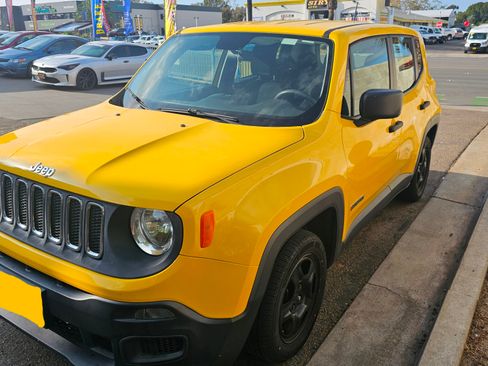Used 2015 Jeep Renegade Sport w/ Power & Air Group image 2