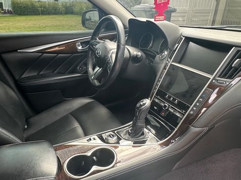Used 2018 INFINITI Q50 Luxe image 9