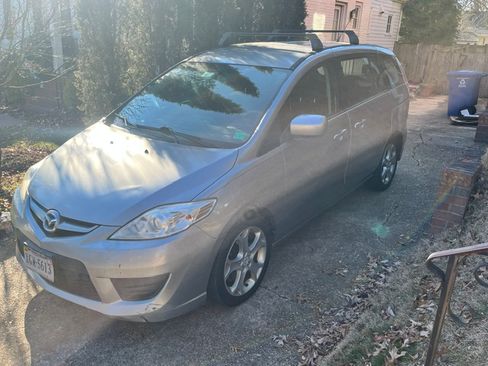 Used 2010 MAZDA MAZDA5 Sport FWD image 6