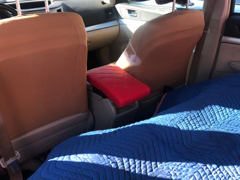 Used 2011 Subaru Outback 2.5i AWD/4WD image 10