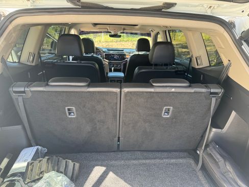 Used 2018 Volkswagen Atlas SEL Premium image 13