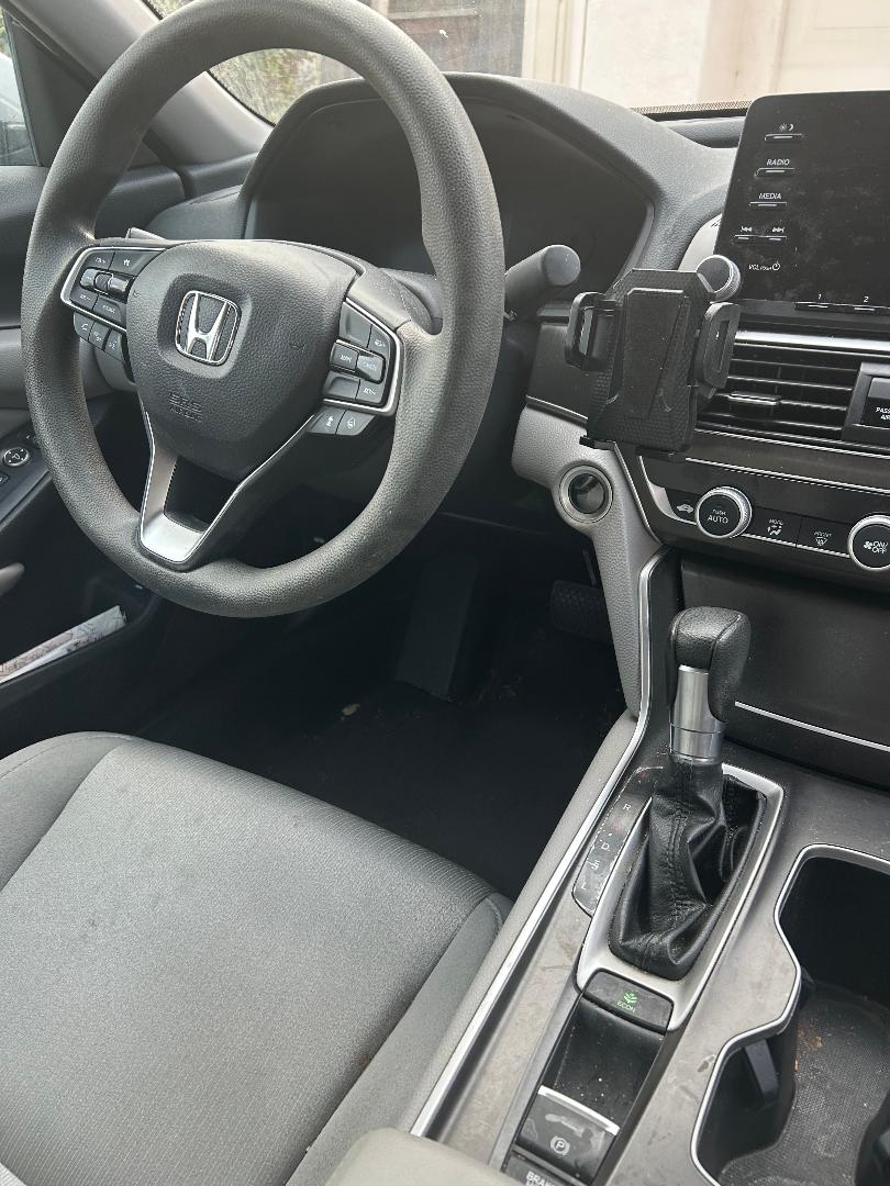 Used 2019 Honda Accord LX image 6